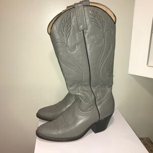 Vintage ACME embroidered gray cowboy booys